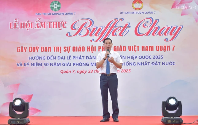 Ông Nguyễn Dũng Hùng phát biểu