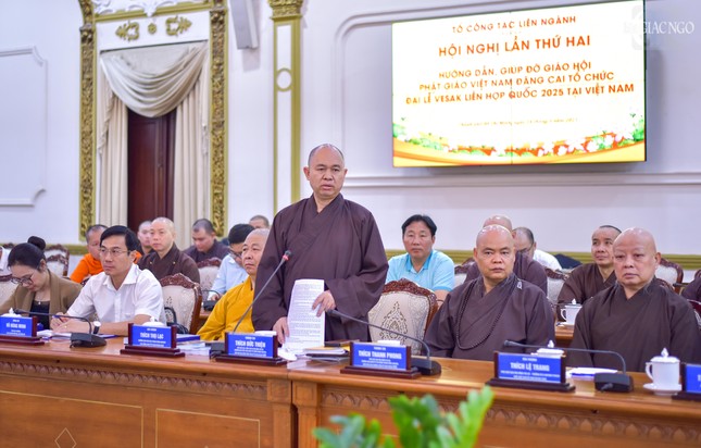 Thượng tọa Thích Đức Thiện báo cáo tiến độ triển khai công việc và một số thay đổi trong quá trình tổ chức Đại lễ Vesak Liên Hiệp Quốc 2025 tại TP.HCM Thượng tọa Thích Đức Thiện báo cáo tiến độ triển khai công việc và một số thay đổi trong quá trình tổ chức Đại lễ Vesak Liên Hiệp Quốc 2025 tại TP.HCM