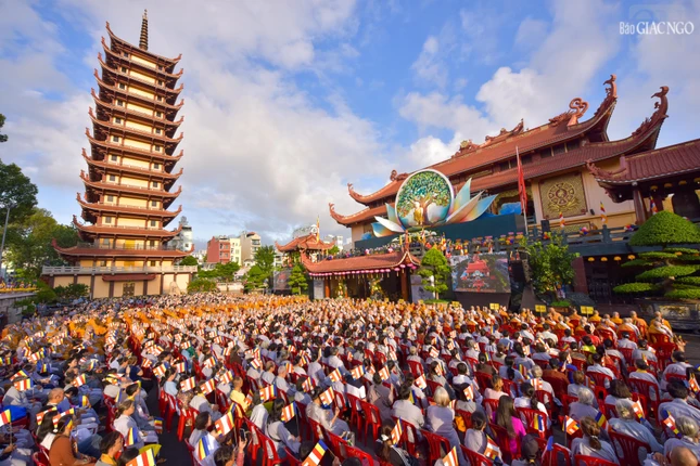 Đại lễ Phật đản Phật lịch 2569 tại Việt Nam Quốc Tự