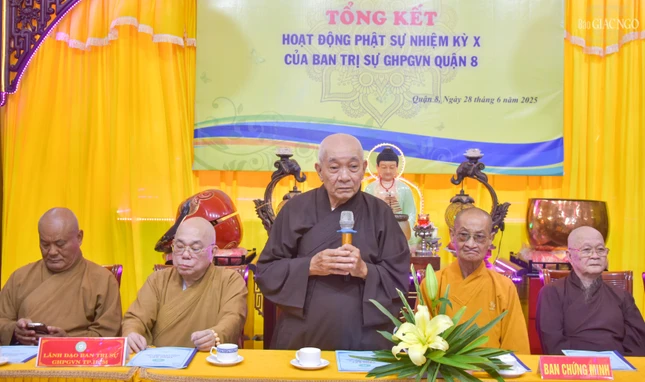 Hòa thượng Thích Thiện Lương ban đạo từ