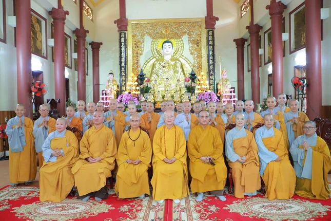 Có 41 hành giả đăng ký tu học tại trường hạ chùa Từ Hạnh. Ban Chức sự cung thỉnh Ni trưởng Thích nữ Như Phương làm Thiền chủ, Ni trưởng Thích nữ Như Liễu làm Phó Thiền chủ kiêm Chánh hóa chủ