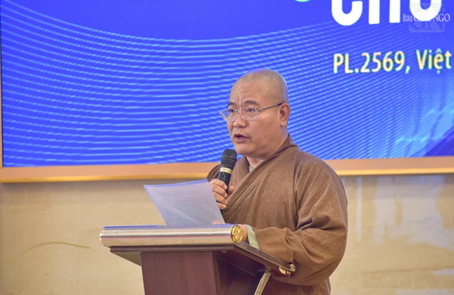 Thượng tọa Thích Hải Đạt phát biểu khai mạc