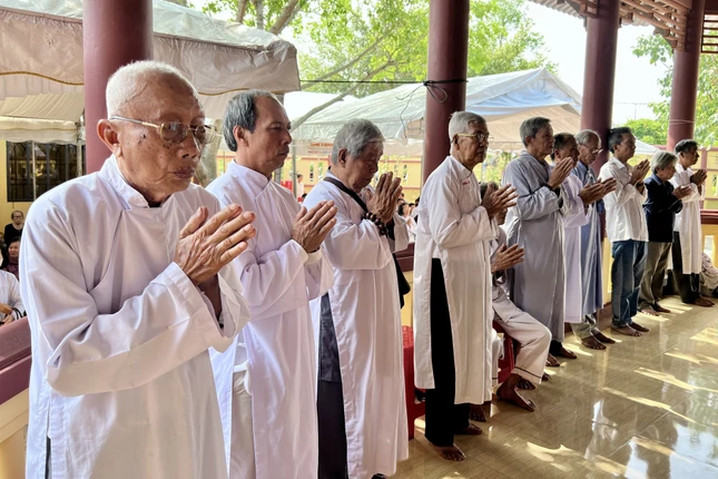 Phật tử tham dự