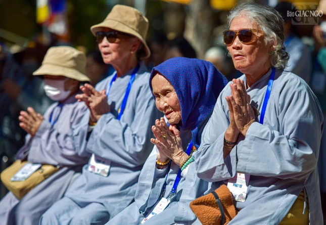 Phật tử tham dự