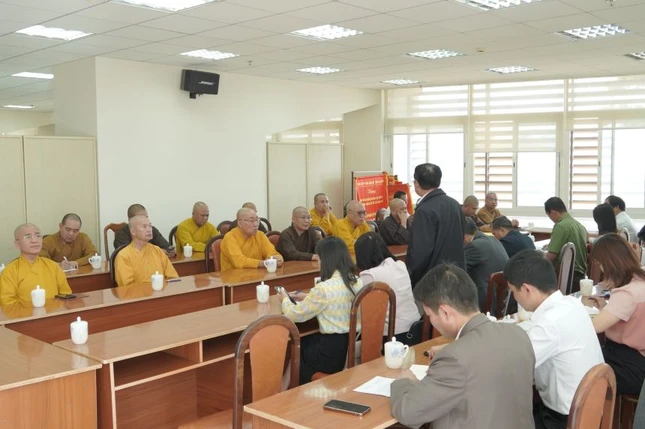 Toàn cảnh phiên họp Toàn cảnh phiên họp