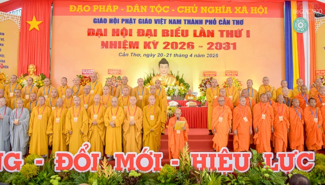 Hòa thượng Đào Như phát biểu nhận nhiệm vụ