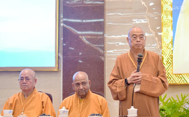 Hòa thượng Thích Tâm Mậu phát biểu chia sẻ nhân duyên chuyến viếng thăm của Hội Phật giáo Hoa Tăng thế giới