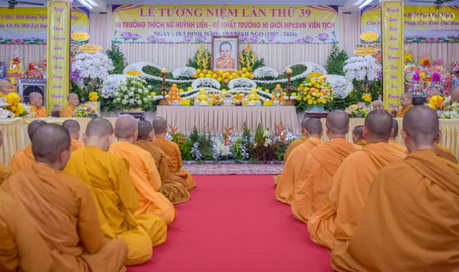 Ni trưởng Huỳnh Liên là một trong 60 đại biểu có nhiều đóng góp cho công cuộc xây dựng và phát triển TP.HCM giai đoạn 1975-2025