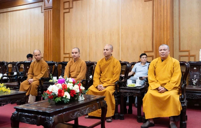 Chư tôn đức Ban Trị sự GHPGVN tỉnh Thanh Hóa tham dự