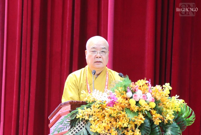 Trưởng lão Hòa thượng Thích Thanh Nhiễu phát biểu khai mạc
