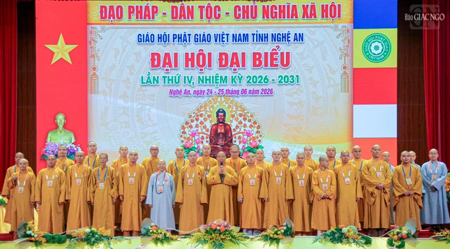 Hòa thượng Thích Thọ Lạc phát biểu nhận nhiệm vụ