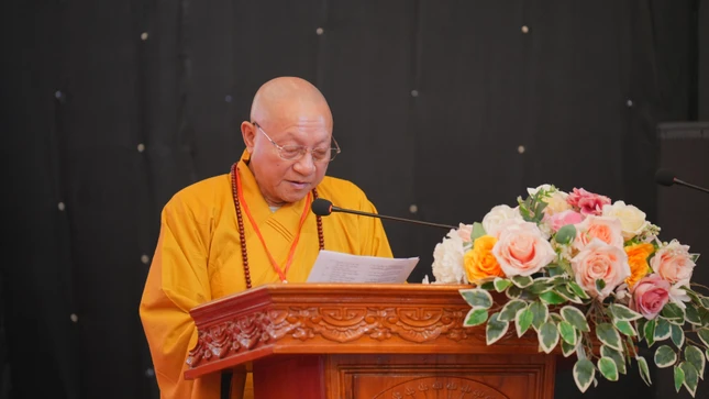 Hòa thượng Thích Gia Quang phát biểu khai mạc Hòa thượng Thích Gia Quang phát biểu khai mạc