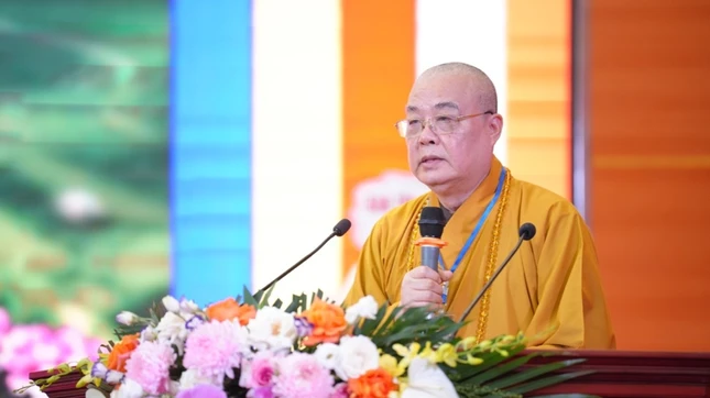 Trưởng lão Hòa thượng Thích Thanh Nhiễu phát biểu khai mạc