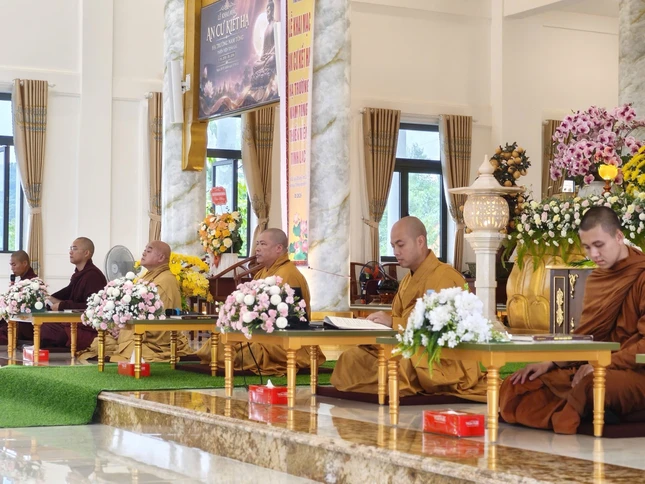 Chư tôn đức chứng minh Chư tôn đức chứng minh