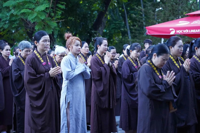 Phật tử tham dự Phật tử tham dự