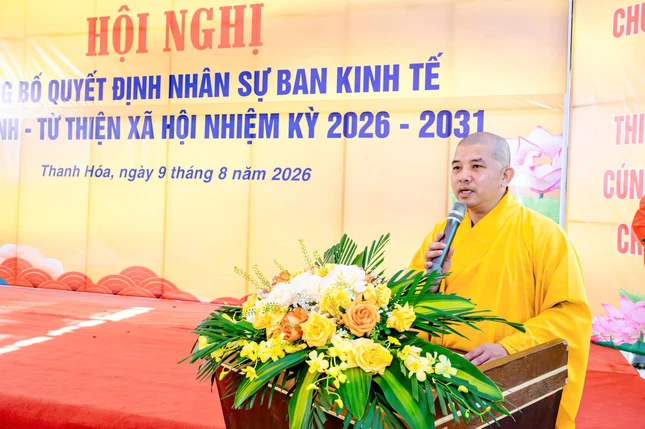 Đại đức Thích Nguyên Hồi phát biểu nhận nhiệm vụ - Ảnh: Đức Hòe Đại đức Thích Nguyên Hồi phát biểu nhận nhiệm vụ - Ảnh: Đức Hòe