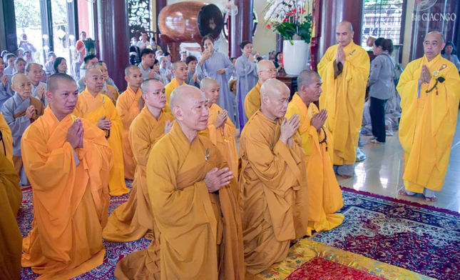 Môn đồ pháp quyến