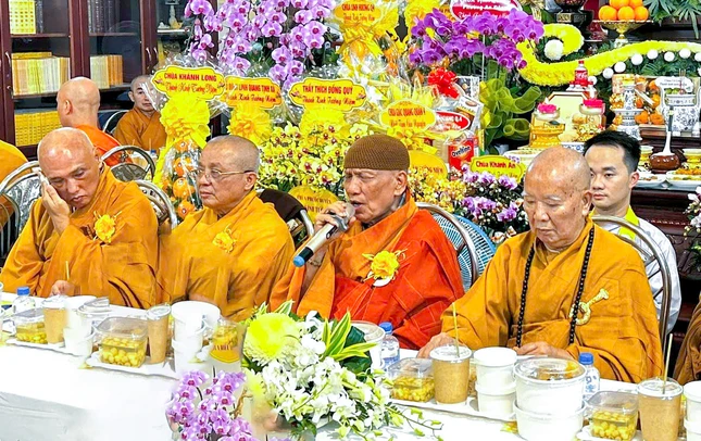 Hòa thượng Thích Hạnh Ngộ ban đạo từ Hòa thượng Thích Hạnh Ngộ ban đạo từ
