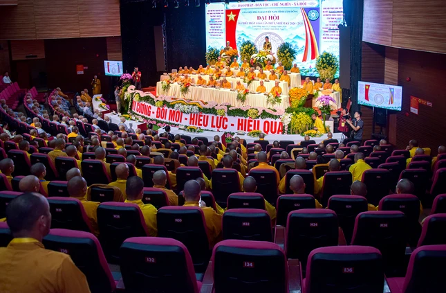 Toàn cảnh phiên đại hội