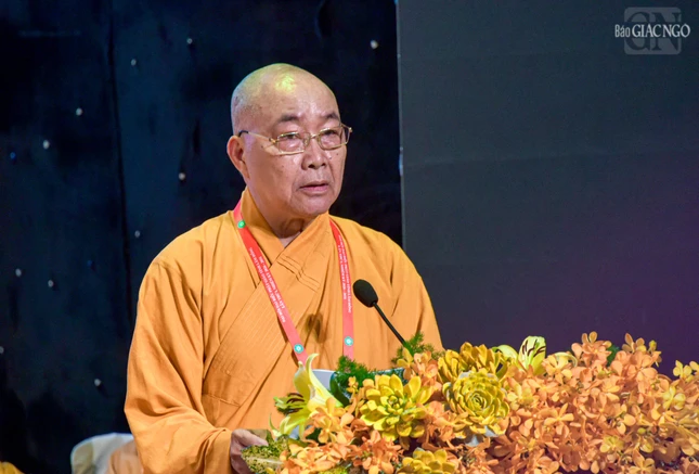 Hòa thượng Thích Minh Nhật phát biểu khai mạc