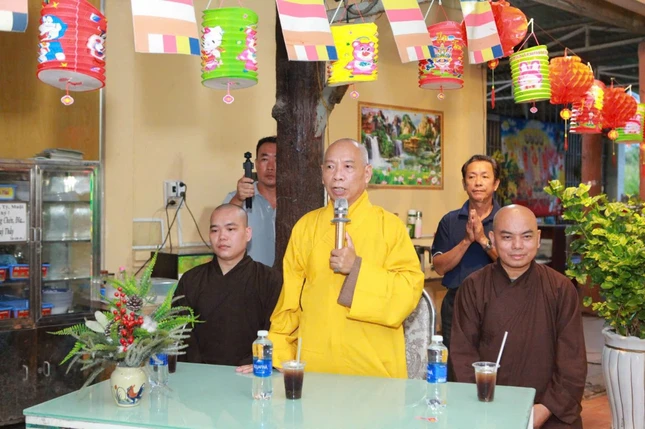 Hòa thượng Thích Huệ Minh phát biểu Hòa thượng Thích Huệ Minh phát biểu