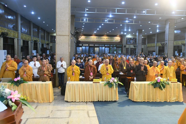 Các đại biểu tham dự Các đại biểu tham dự