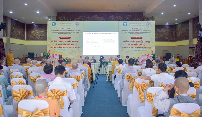 Chuyên đề 4: Hoằng pháp, truyền thông và chuyển đổi số trong kỷ nguyên vươn mình Chuyên đề 4: Hoằng pháp, truyền thông và chuyển đổi số trong kỷ nguyên vươn mình