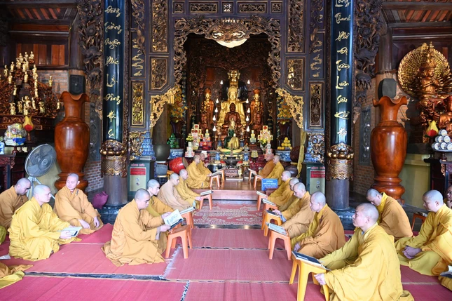 Lễ Bố-tát tập trung của Tăng Ni tỉnh Thanh Hóa