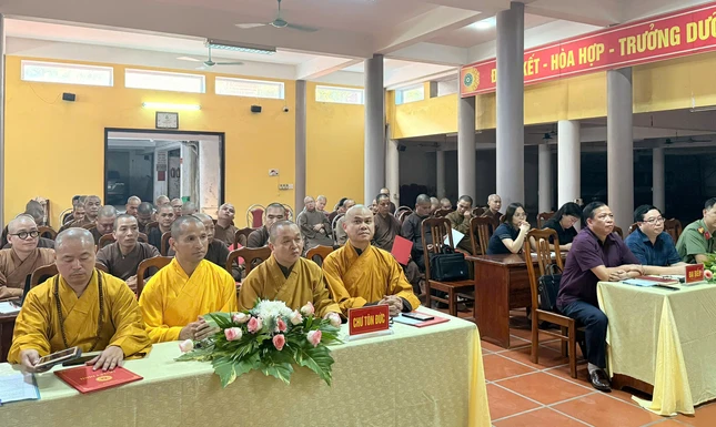 Chư tôn đức, đại biểu tham dự