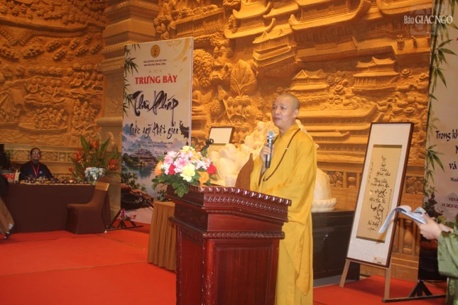 Thượng tọa Thích Minh Quang phát biểu