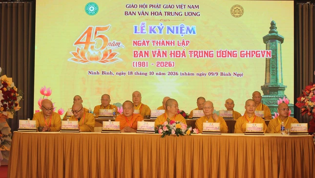 Chư tôn đức chứng minh, tham dự