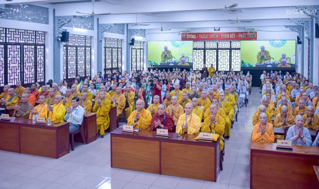 Quang cảnh hội nghị
