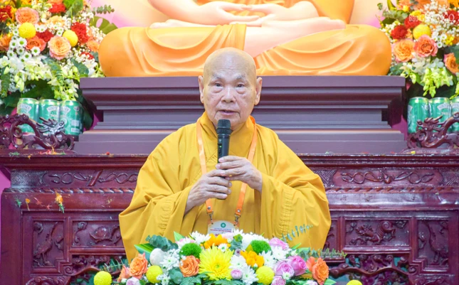 Trưởng lão Hòa thượng Thích Thiện Nhơn ban đạo từ