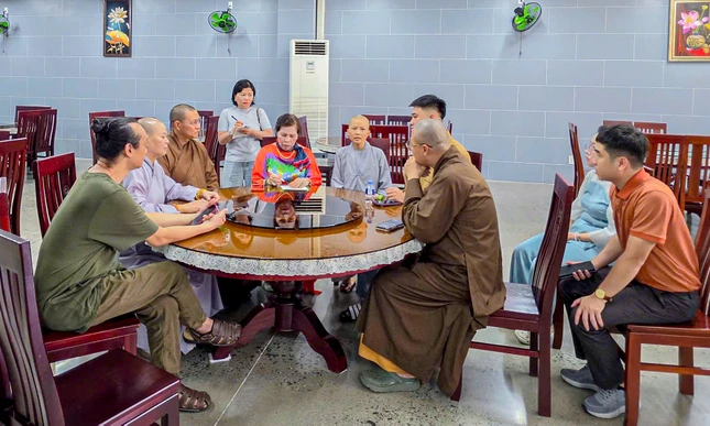 Dự kiến, Ban Hậu cần sẽ bắt đầu phục vụ từ ngày 3-11 Dự kiến, Ban Hậu cần sẽ bắt đầu phục vụ từ ngày 3-11