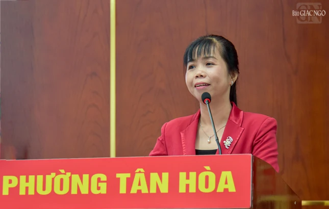 Bà Lê Thị Thu Sương phát biểu
