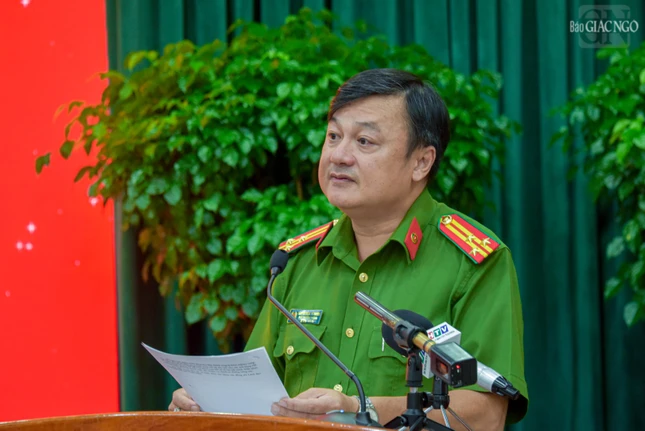 Thượng tá Vũ Ngọc Vương nêu các vướng mắc trong quá trình xác định danh tính hài cốt liệt sĩ