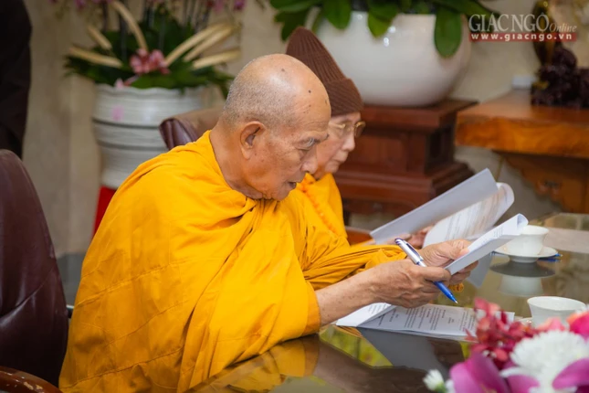 Trưởng lão Hòa thượng Giác Giới