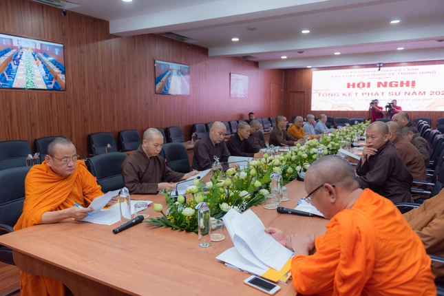 Chư tôn đức tham dự - Ảnh: Đăng Huy