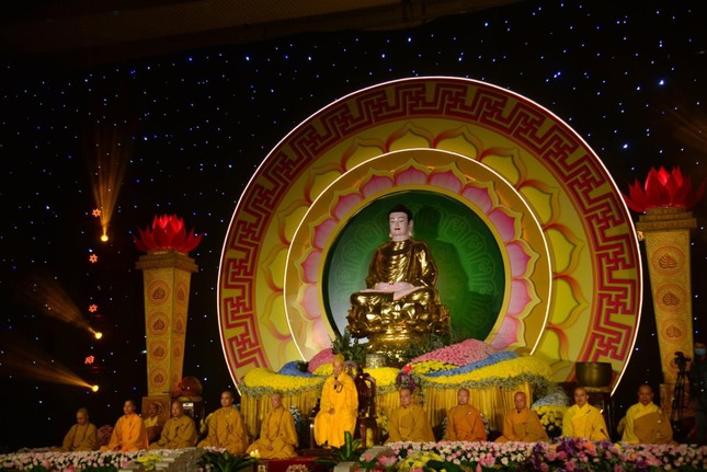 Chư tôn đức tham dự