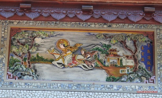 Khảm sành Thái tử xuất gia tầm đạo