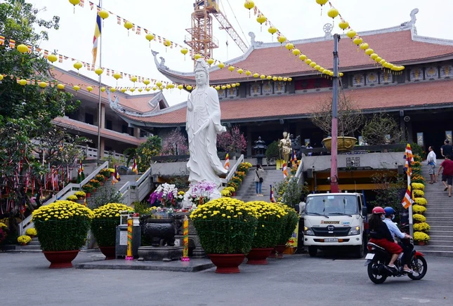 Sắc xuân ở chùa Vĩnh Nghiêm Sắc xuân ở chùa Vĩnh Nghiêm