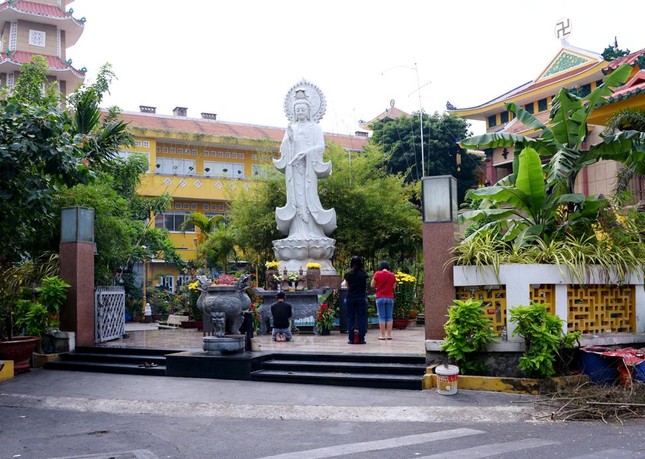 Góc chùa Xá Lợi