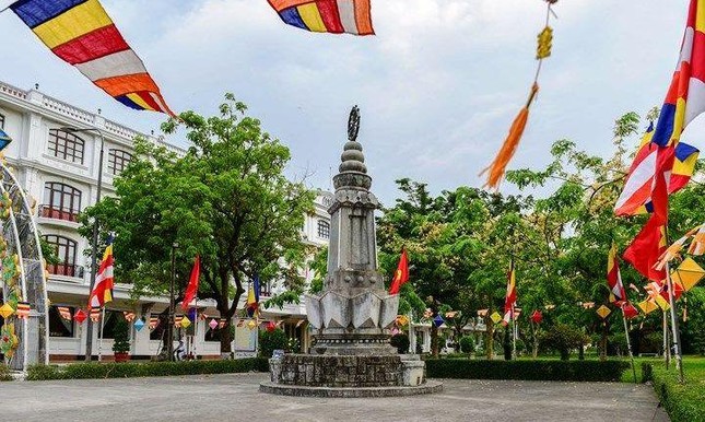 Đài Thánh tử đạo tại Huế