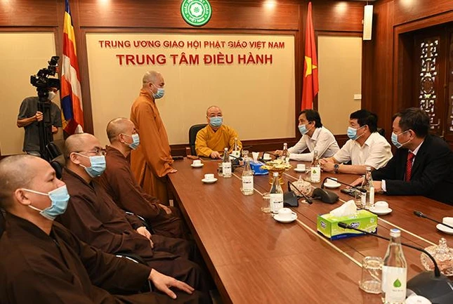 Thượng tọa Thích Đức Thiện chia sẻ