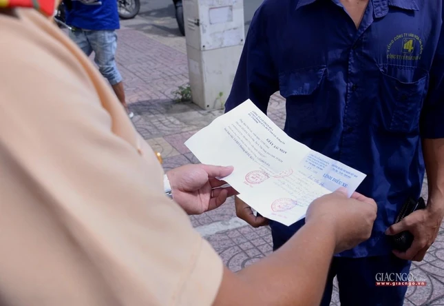 Trong những ngày nay, hạn chế việc đi ra người nhà, nơi ở nếu không quá cần thiết Trong những ngày nay, hạn chế việc đi ra người nhà, nơi ở nếu không quá cần thiết