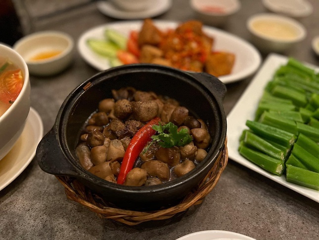 Hiện nay, ngoài việc ăn chay theo nếp sống tôn giáo, nhiều người cũng lựa chọn ăn chay hàng ngày như một lối sống thiện lành - Ảnh: Bông Súng