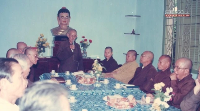 Đại lão Hòa thượng phát biểu tại tòa soạn Báo Giác Ngộ - Ảnh: tư liệu của BGN