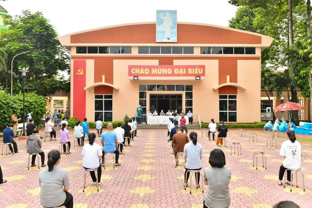 Tình nguyện viên các tôn giáo đợt 1 kết thúc thời gian phục vụ