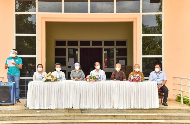 Lãnh đạo TP, đại diện lãnh đạo các tôn giáo tham dự