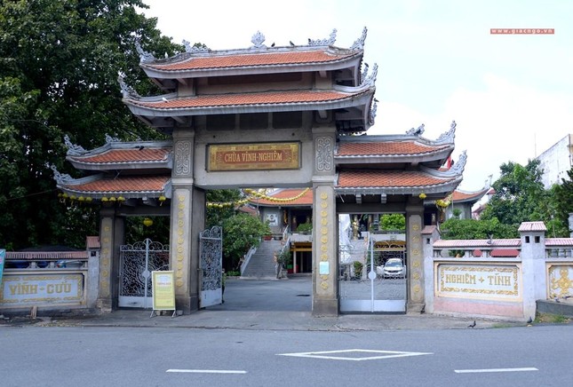 Chùa Vĩnh Nghiêm mở cửa chuẩn bị chuyển gần 10.000 suất ăn đến các bệnh viện, trung tâm điều trị Covid-19, phục vụ truyến đầu mỗi ngày